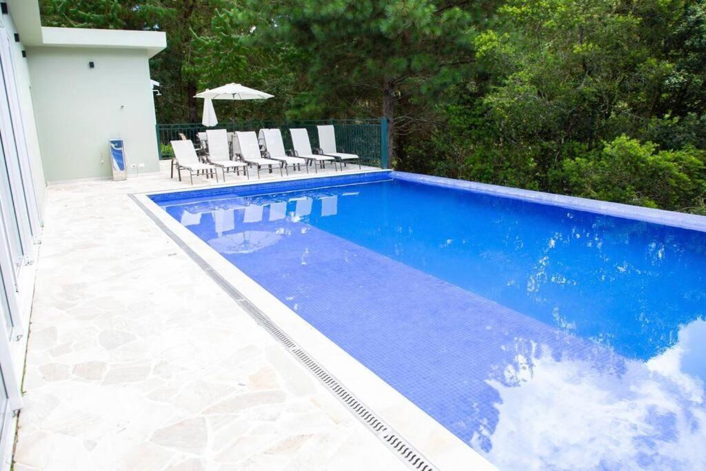 Apartamento Charme Do Capivari Campos do Jordão